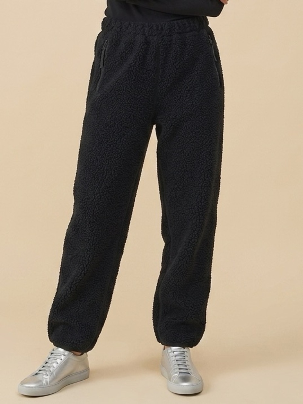 Aritzia Tna Cozy Sherpa fleece lounge Pants